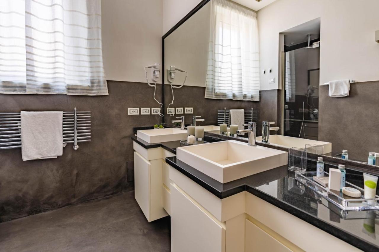 Ad Maiora Boutique Suite Napoli Bagian luar foto