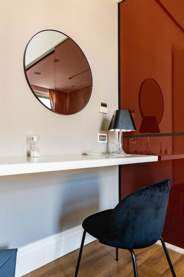 Ad Maiora Boutique Suite Napoli Bagian luar foto