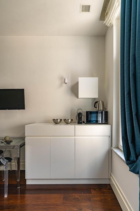Ad Maiora Boutique Suite Napoli Bagian luar foto