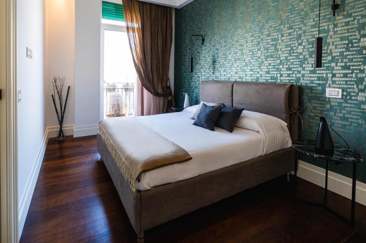 Ad Maiora Boutique Suite Napoli Bagian luar foto