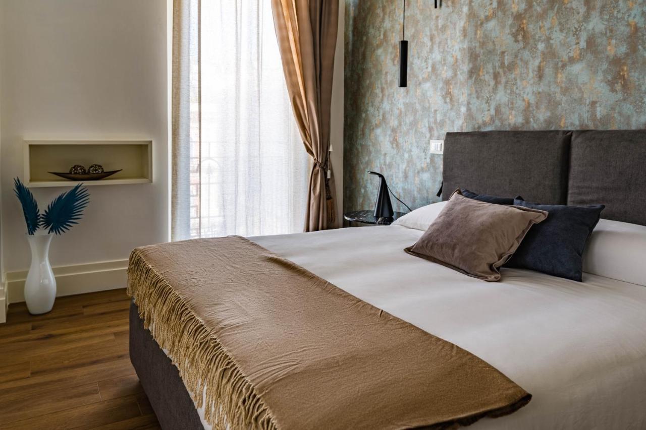 Ad Maiora Boutique Suite Napoli Bagian luar foto