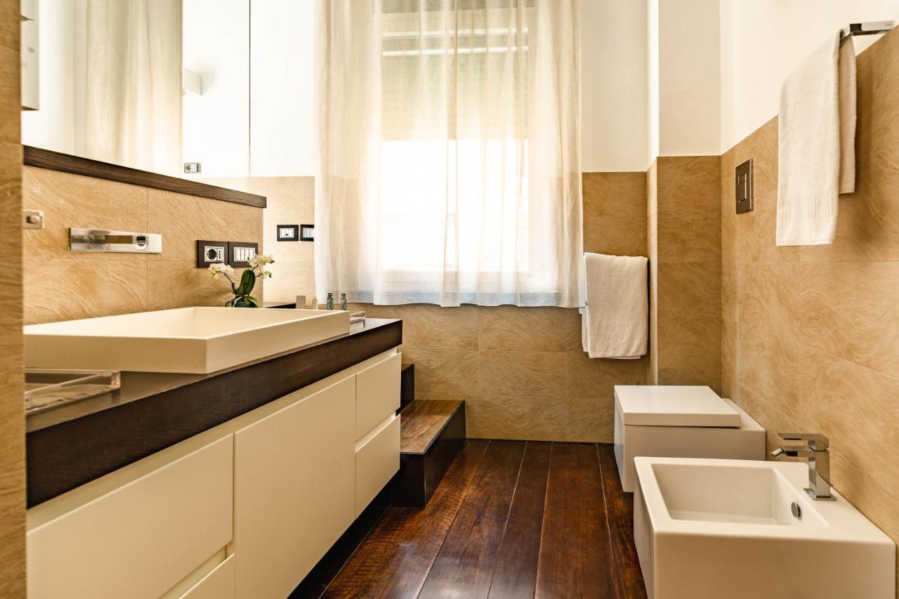 Ad Maiora Boutique Suite Napoli Bagian luar foto